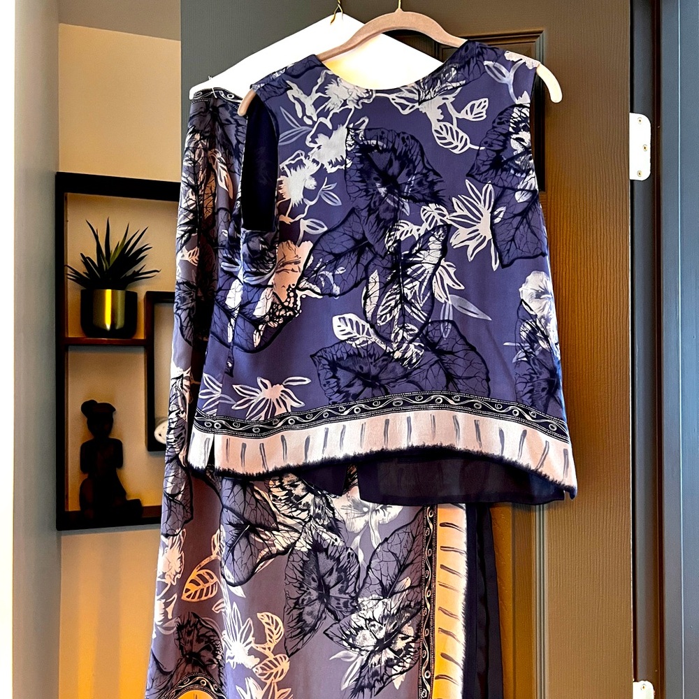 Dana Buchman 2piece 100% silk set size 12